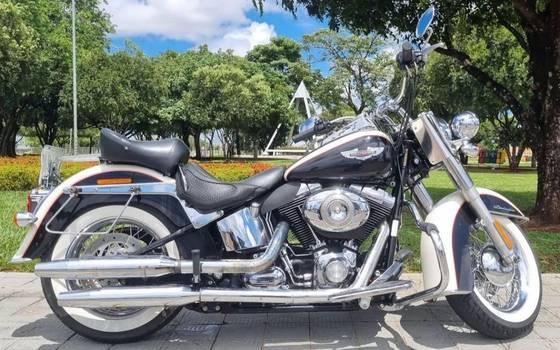 HARLEY-DAVIDSON SOFTAIL DELUXE 